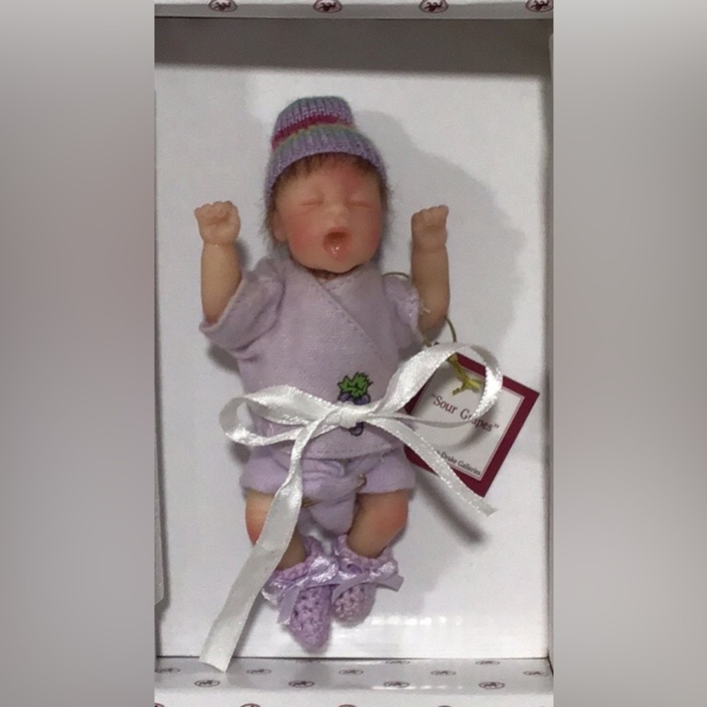 NIB Ashton-Drake Galleries “Sour Grapes” Miniature 5” Doll, Collectible